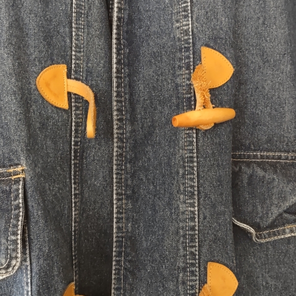 Vintage 1990s Long Liz Wear Denim Jacket with Wood Toggle Buttons size small - Picture 5 of 10